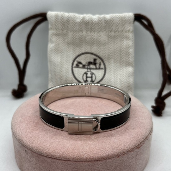 Hermes Jewelry - HERMES Clic Cadenas women bracelet size M black